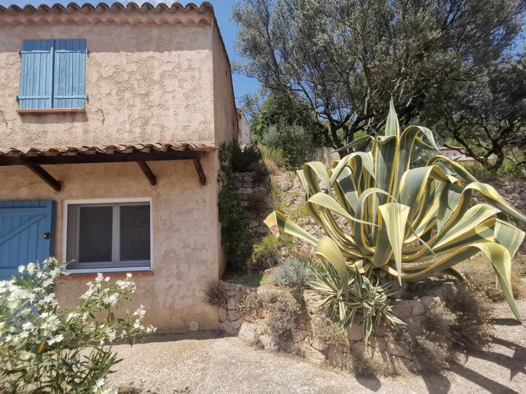 Gites Colline De Sollies Salernes Exterior photo
